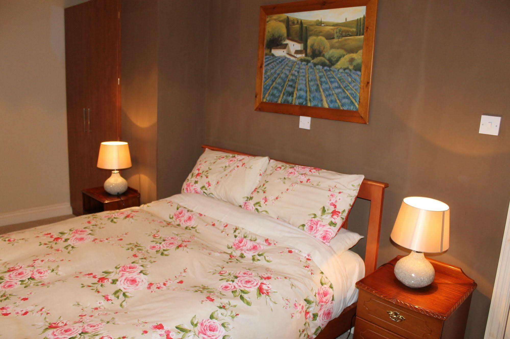 Blossom Hill Bed And Breakfast Killaloe Exterior photo